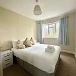 Casa de hóspedes Guestready - Delightful Mews In