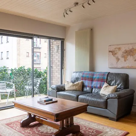 Guestready - Delightful Mews In Apartamento Dublín